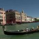 Veneza, taxa, admissão, visitantes, canais, reserva, turistas, restrições, horário, código QR, sanções, residentes, isenções, turismo de massa, enchentes.
