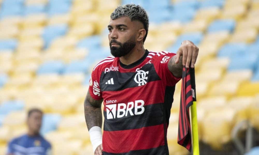 Gabriel Barbosa, atacante do Flamengo, suspenso