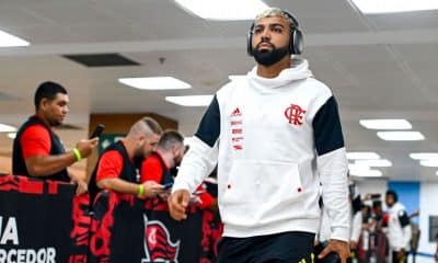 atacante do Flamengo, jogador, camisa 10