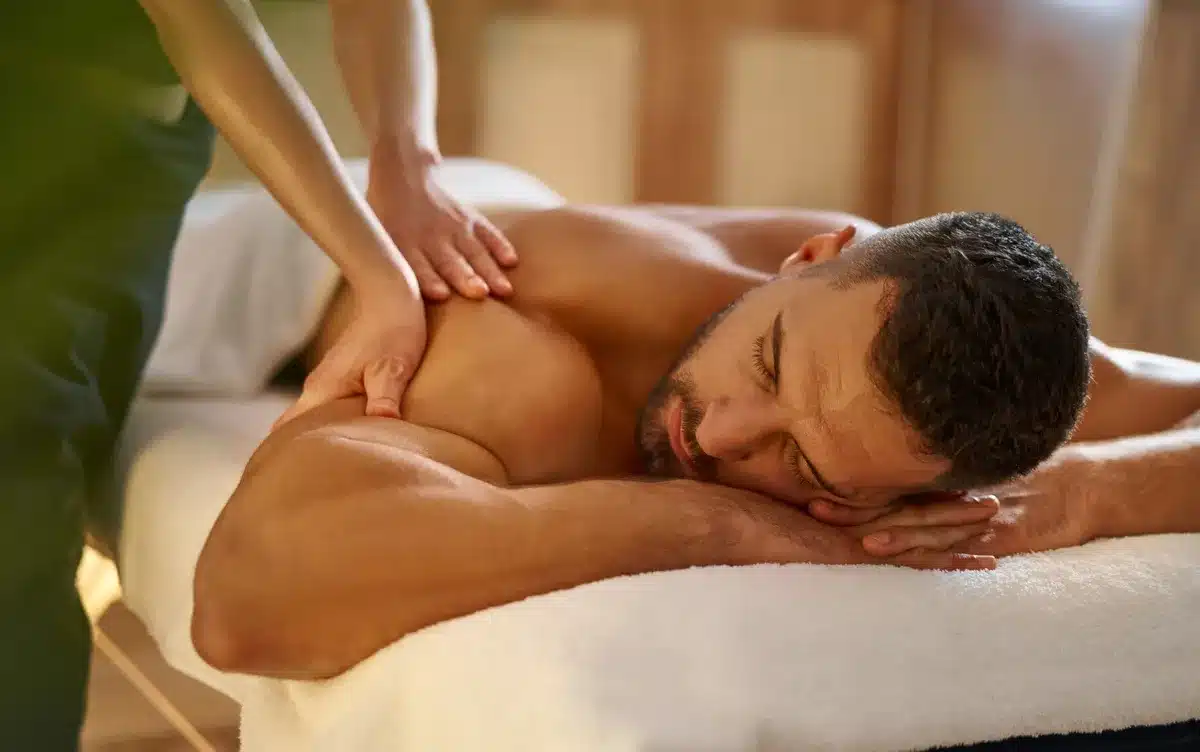 prática, massagem sexual masculina;