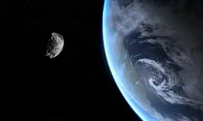asteroide, asteróide, rocha-espacial;